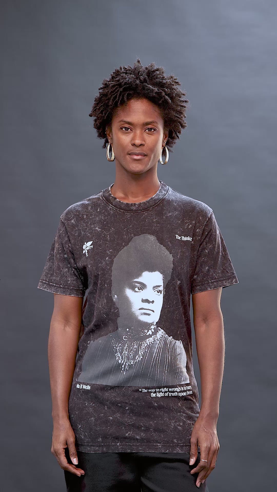 Ida B. Wells Premium Black Long Sleeve Tee – The Global Majority